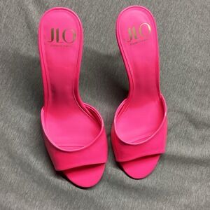 JLo Bright Pink Pump Heals Size 9 High Heals